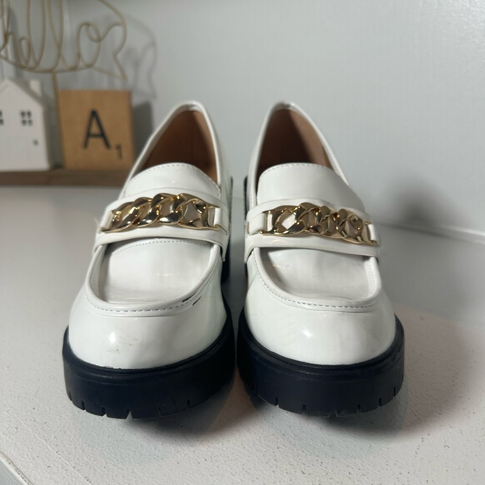 Steve Madden White Platform Loafers Women’s Size 10 Chunky Heel Chain Detail - Picture 2 of 10